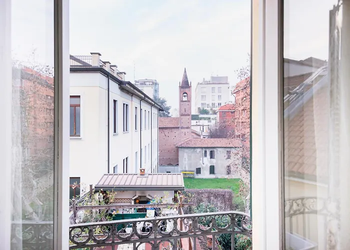 Amazing Flat Near Duomo & Colonne Di San Lorenzo By Easylife